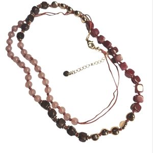 Quality c 1945 necklace gem beads
